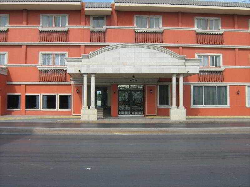 Hotel El Camino Inn & Suites Reynosa Extérieur photo