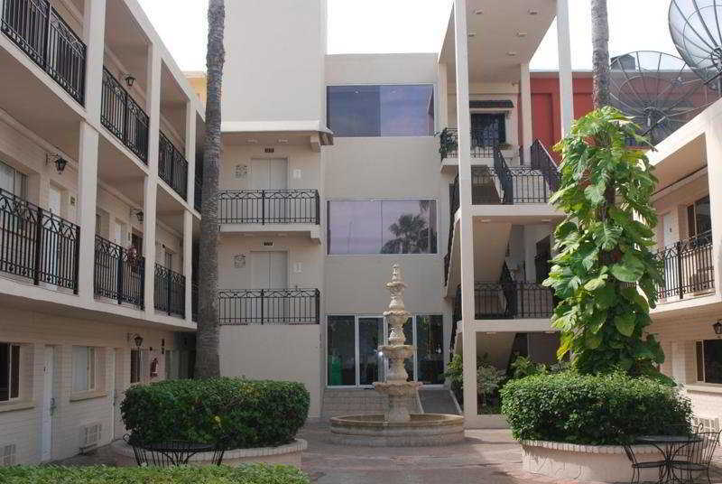 Hotel El Camino Inn & Suites Reynosa Intérieur photo