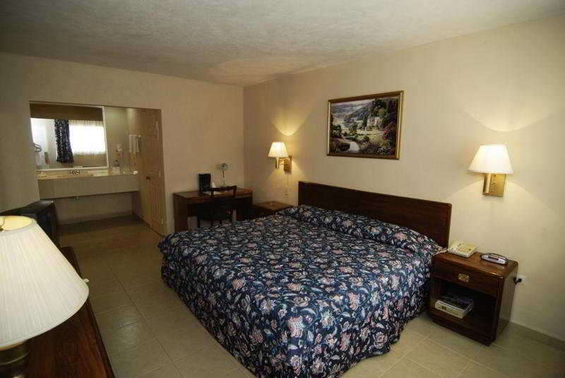 Hotel El Camino Inn & Suites Reynosa Extérieur photo