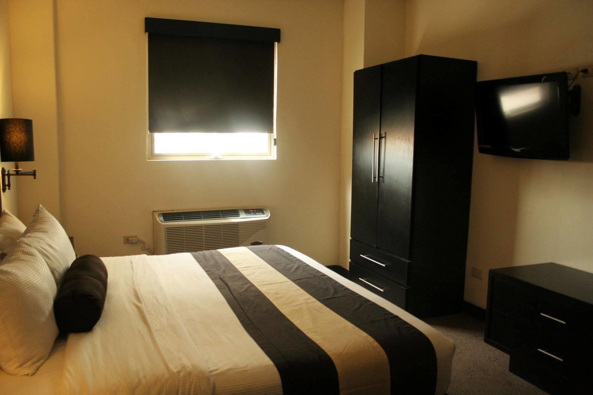 Hotel El Camino Inn & Suites Reynosa Extérieur photo